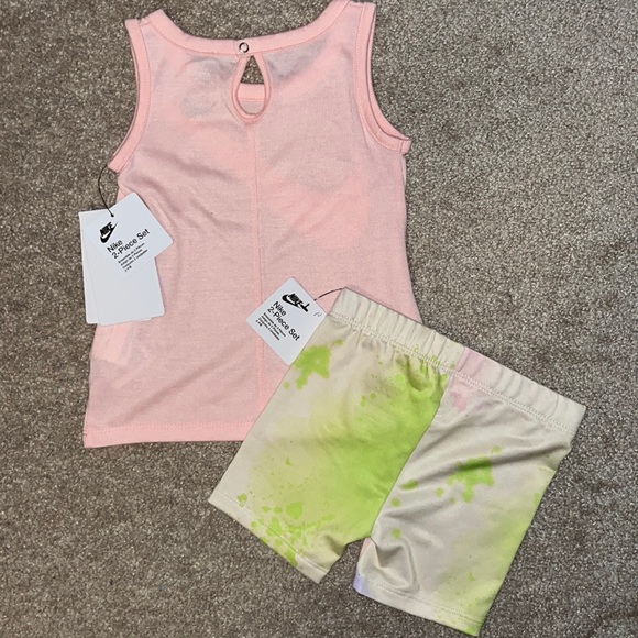 NWT Nike tie dye 2 piece set size 2t - Picture 2 of 5